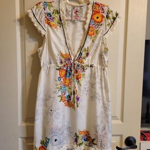 Johnny Was Lace Trimmed Floral Top size Small